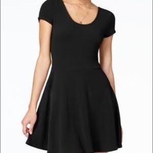 ▪️▪️Black skater dress▪️▪️